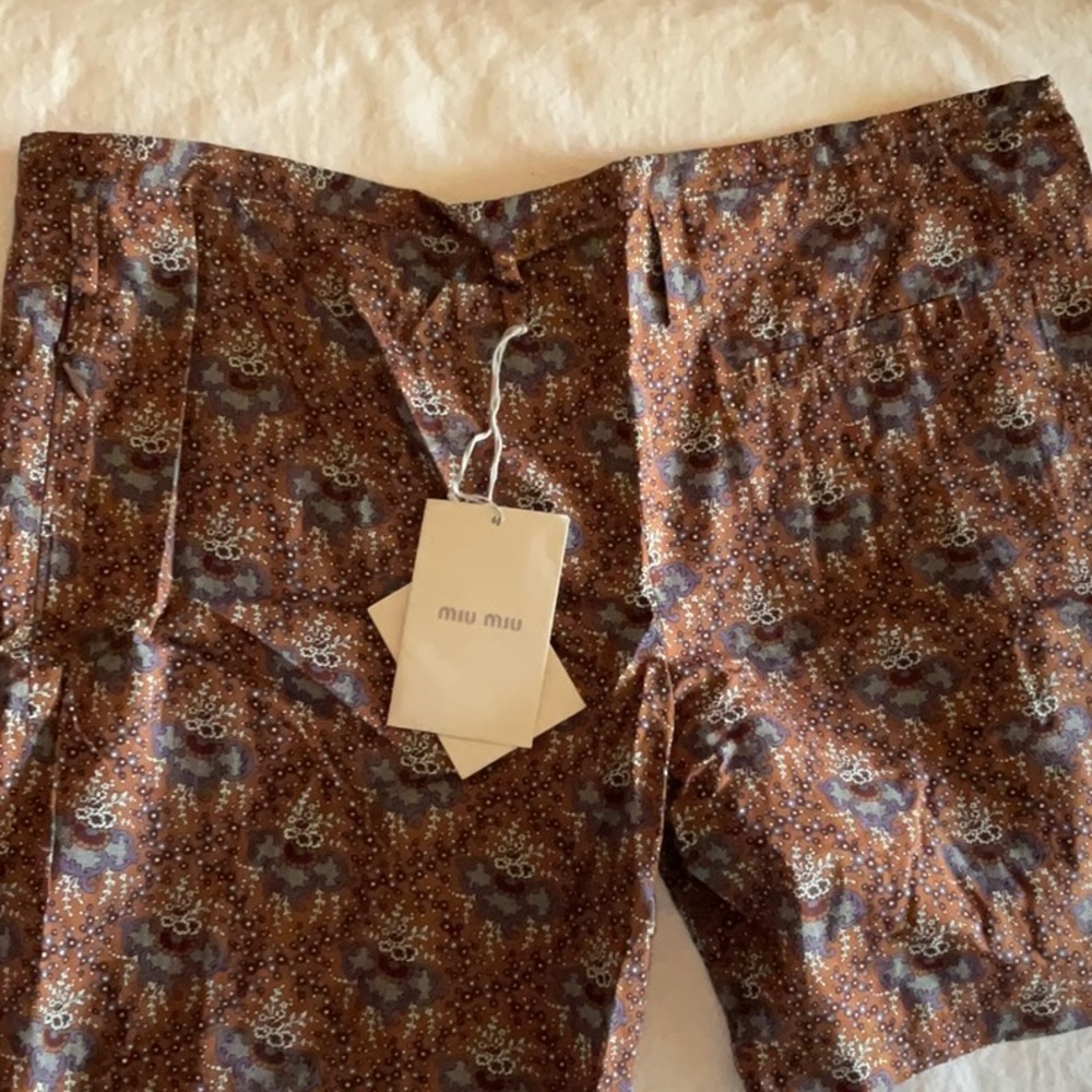 NWT Miu Miu Prada gorgeous cotton shorts 10-12 eu 44 from Neiman Marcus NEW